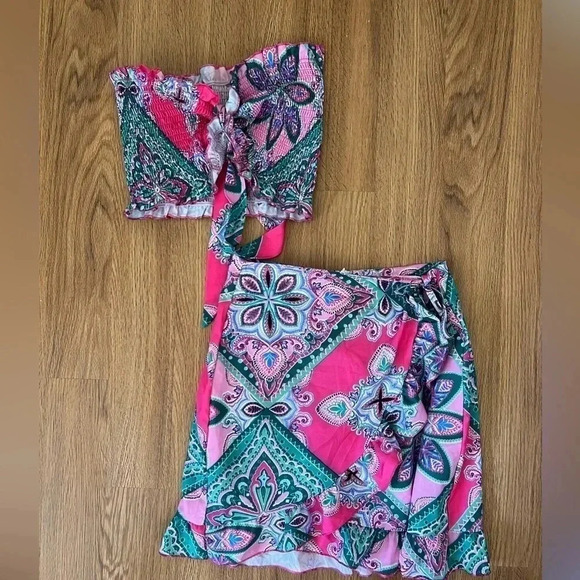 Floral Patchwork Print Knot Front Tube Top & Ruffle Hem Skirt - Picture 2 of 6